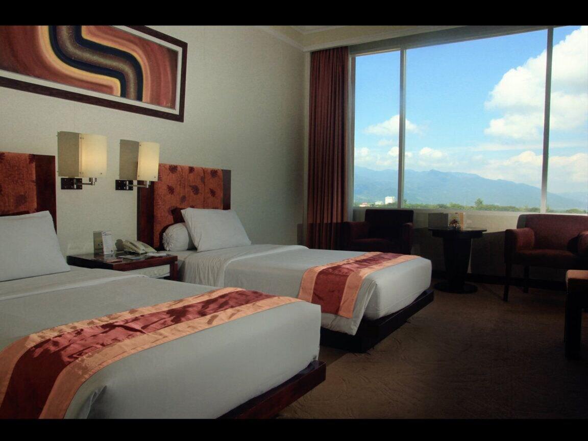 Grand Wahid Hotel 4*