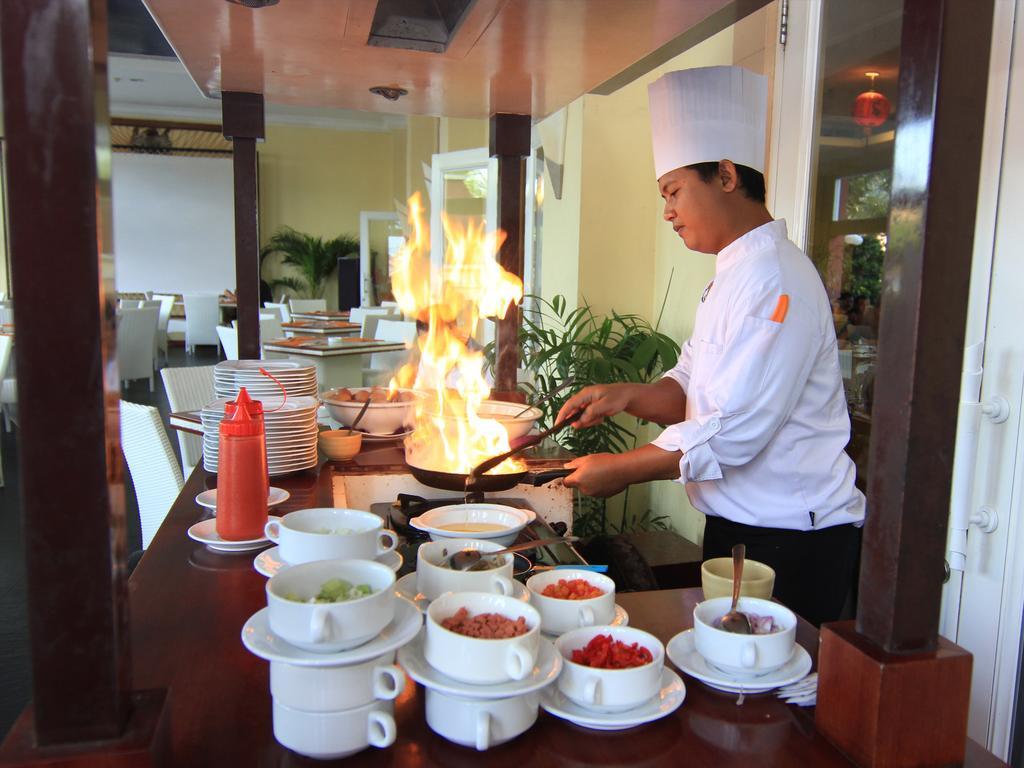 Grand Wahid 4*