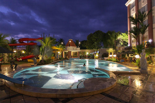 Hotel Grand Wahid 4*